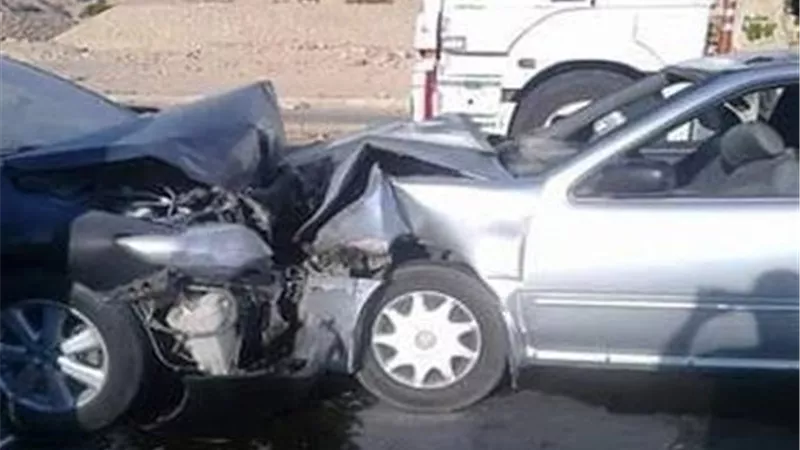 4 مصابين في حادث تصادم سيارتين على طريق النصارية بالفيوم