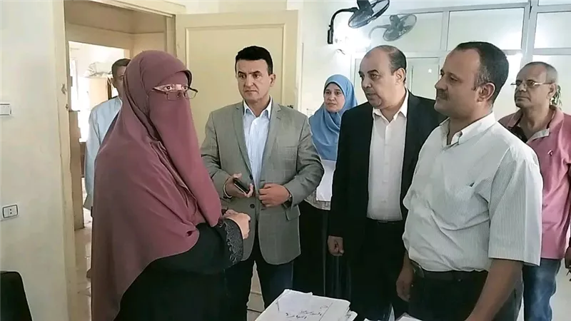 جولة تفقدية مفاجئة لمتابعة ملفات الخدمات والتنمية بميت سلسيل