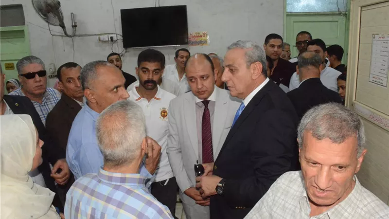 اثناء تفقد المستوصف