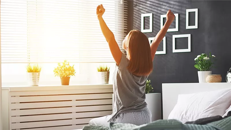 استعدي للدراسة.. خطوات تساعدك على الاستيقاظ مبكرًا