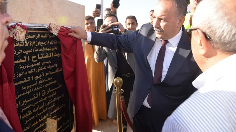 وضع حجر الأساس لأول مجمع سكني مشترك لنقابتي الأطباء والمهندسين بمدينة ناصر الجديدة في أسيوط