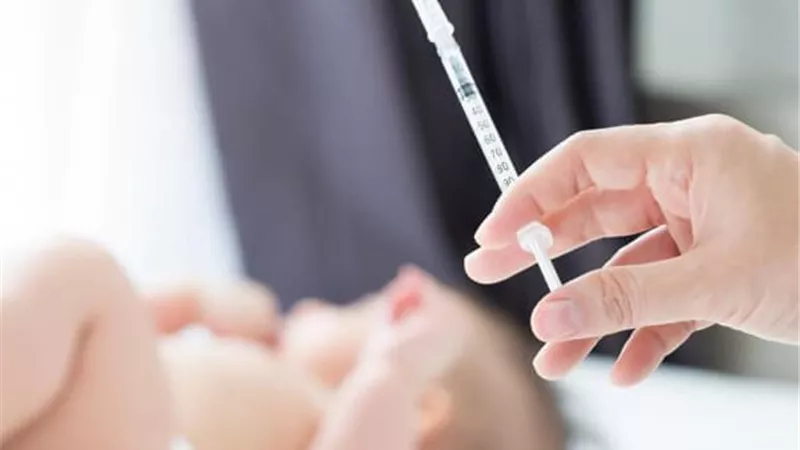 ارتفعت درجة حرارتهما.. وفاة توأم بعد حصولهما على التطعيمات الدورية في المنوفية