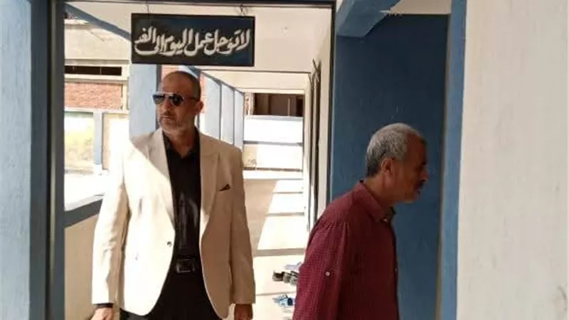 حملات نظافة ورفع إشغالات بمحيط مدارس ميت أبو غالب في دمياط استعدادًا للعام الدراسي |صور
