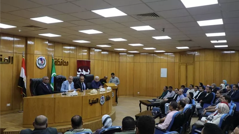 محافظة المنيا توقع بروتوكول تعاون مع شركة مياه الشرب والصرف الصحي لتنفيذ أعمال الرفع المساحي لوصلات الصرف الصحي