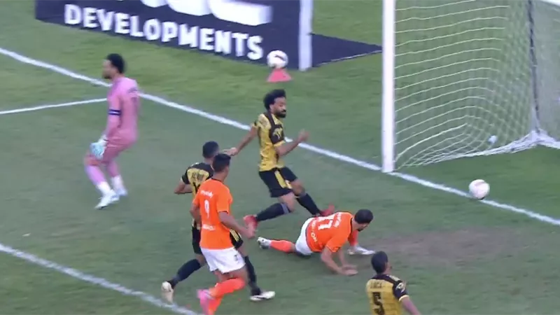 فاركو يخطف تعادل قاتل أمام المقاولون العرب في الدوري الممتاز 
