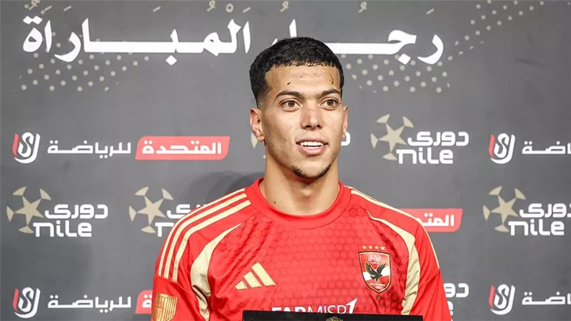 الأهلي يرد على تصريحات وكيل إمام عاشور: لن نعدل عقده حاليًا 