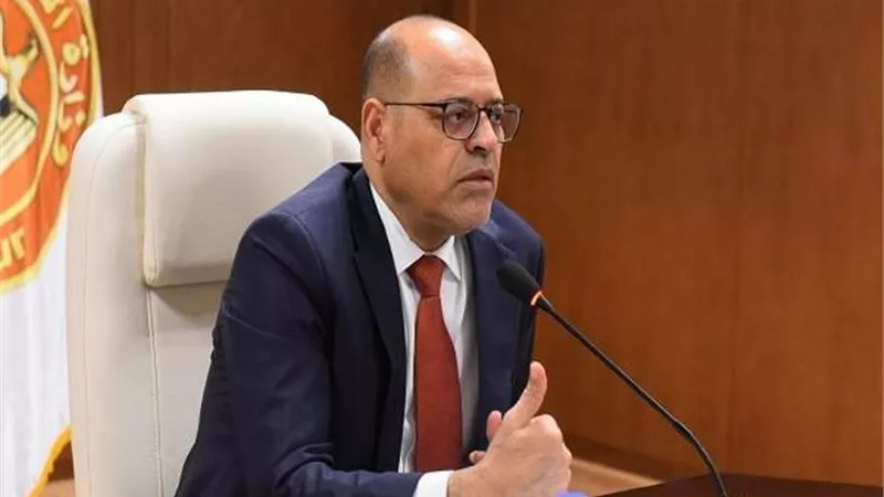 فرض غرامات وتحرير 3 ألف محضر بسبب تراخيص عمل الأجانب خلال 5 أيام