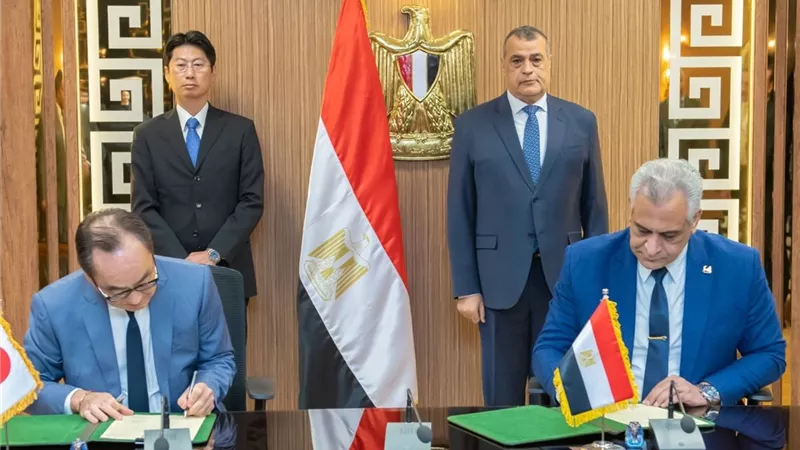 تعاون مصري ياباني لتصنيع محطات توليد المياه من الهواء بـ«الإنتاج الحربي»