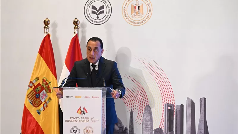 رئيس الوزراء: تقديم التسهيلات أمام المستثمرين الإسبان للتوسع داخل السوق المصرية