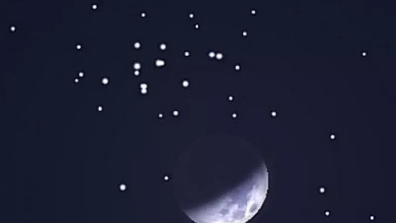ظاهرة فلكية فريدة.. القمر و