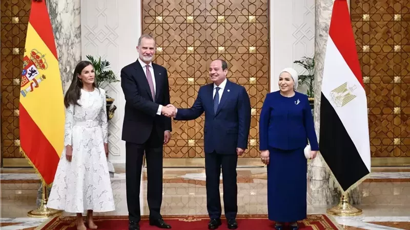 خبير اقتصادي يعدد المكاسب الاقتصادية من زيارة ملك إسبانيا لمصر