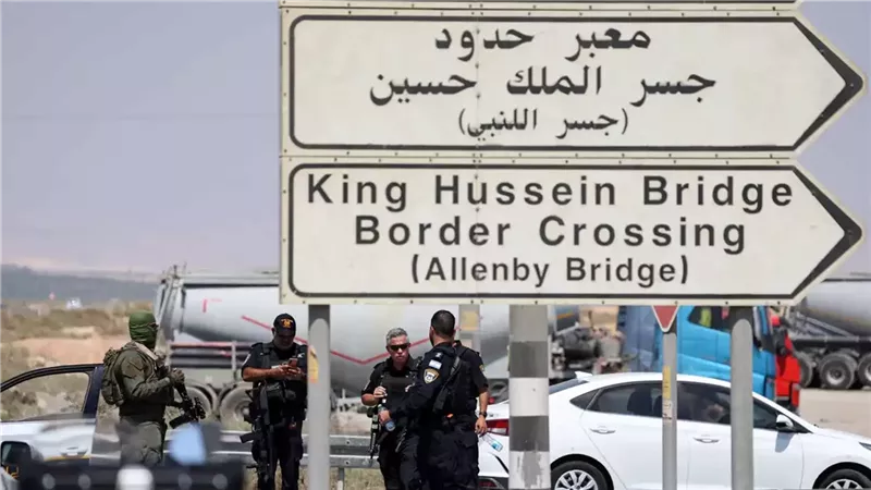 أول تعليق أردني بعد هجوم جسر الملك حسين