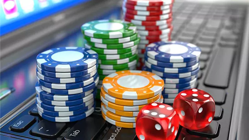 4  أضعاف.. القُمار يزيد خطر الانتحار بين الشباب 