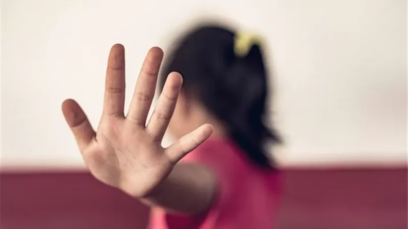 واقعة مأساوية بالطالبية.. قهوجي يعتدي جنسيا على ابنته بعد وفاة زوجته بشهرين