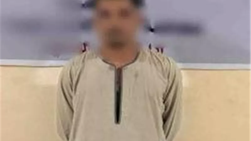 القبض على «نصاب المنيا» أوهم ضحاياه بأنه موظف خدمة عملاء 