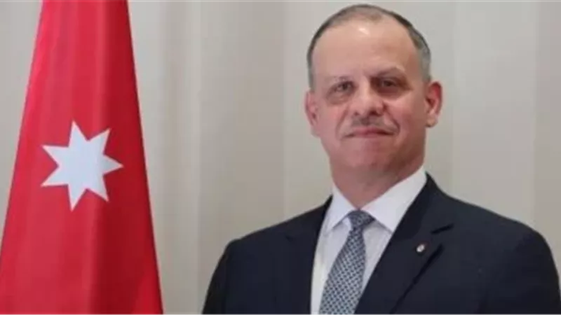 الأمير فيصل بن الحسين يؤدي اليمين نائبًا لملك الأردن عبد الله الثاني