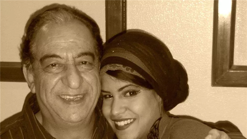 ابنة أحمد راتب تستعيد ذكرياتها مع والدها: كنت براقبك وأنت مش واخد بالك