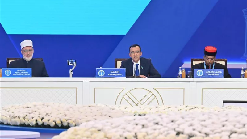بحضور رئيس كازاخستان.. وكيل الأزهر: ادعاء الصهاينة السلام زائف وما يرتكبونه عدوان غاشم.. صور
