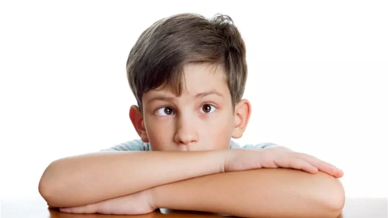للأمهات.. 7 عوامل تسبب حركة العين السريعة عند طفلك 