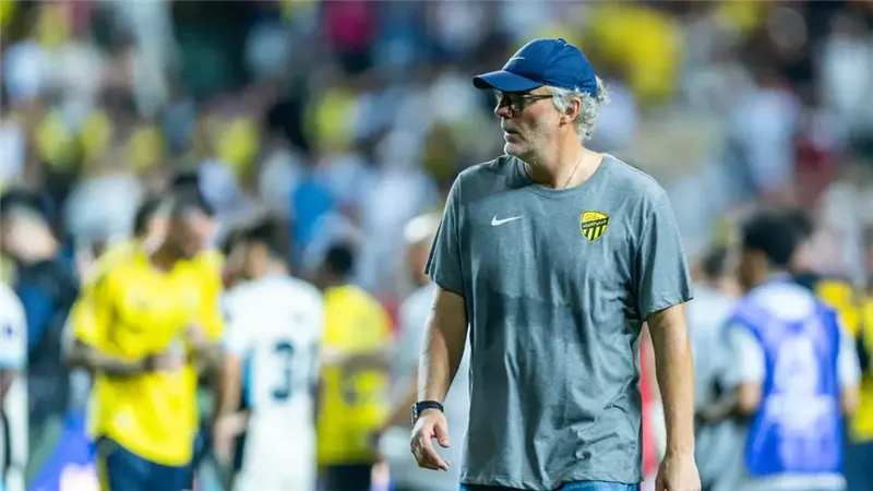 بلان يعلن تشكيل الاتحاد لمواجهة النجمة بدوري روشن