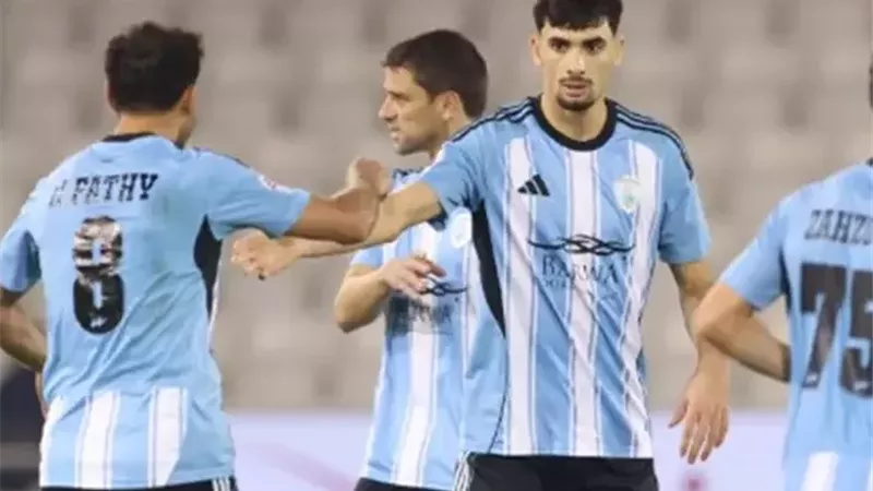 نتائج مباريات اليوم السبت بالدوري القطري.. حمدي فتحي وأكرم توفيق يتعادلان 