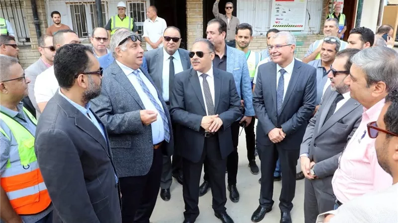 محافظ الشرقية ورئيس جامعة الزقازيق يتفقدان أعمال إنشاء مستشفى السلام بالزقازيق