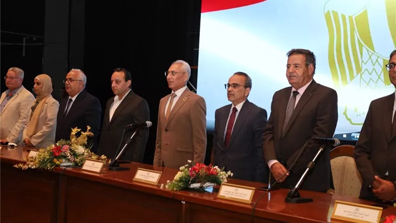 جامعة المنيا الأهلية تعقد لقاءً تعريفيًا موسعًا بالطلاب الجدد 