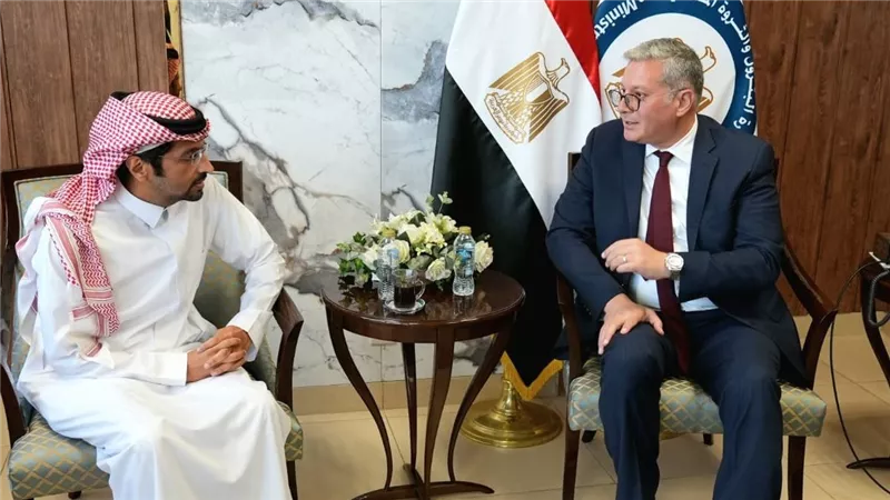 وزير البترول يبحث تعزيز استثمارات السعودية في البتروكيماويات والأسمدة بمصر