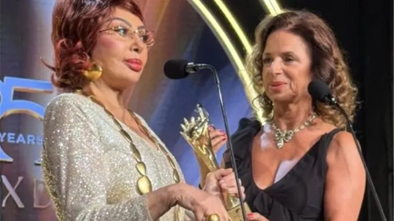 تكريم نبيلة عبيد عن مجمل مسيرتها الفنية في حفل 