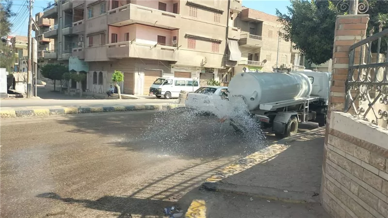رئيس مدينة فوه في كفر الشيخ يتابع أعمال النظافة العامة والقرى المركز