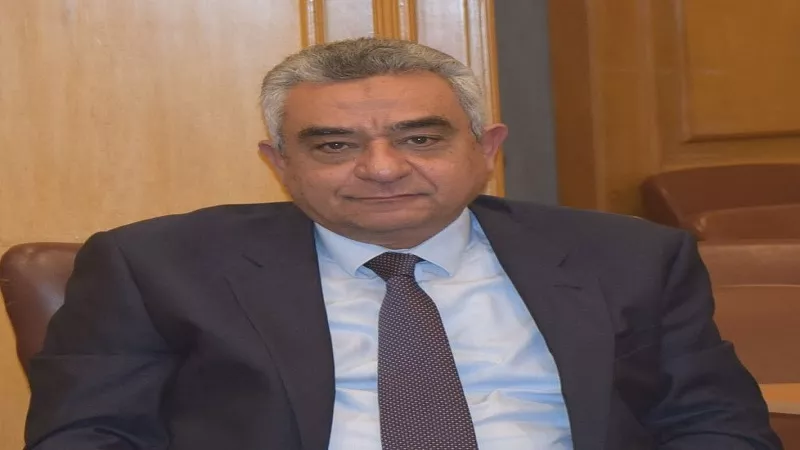 عمرو خضر: ارتفاع أسعار الكتب الخارجية غير مبرر رغم انخفاض الورق| فيديو