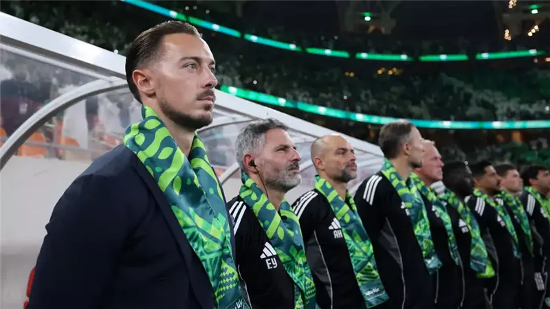 الأهلي السعودي يبحث عن قناة فضائية لنقل مباراة بيراميدز