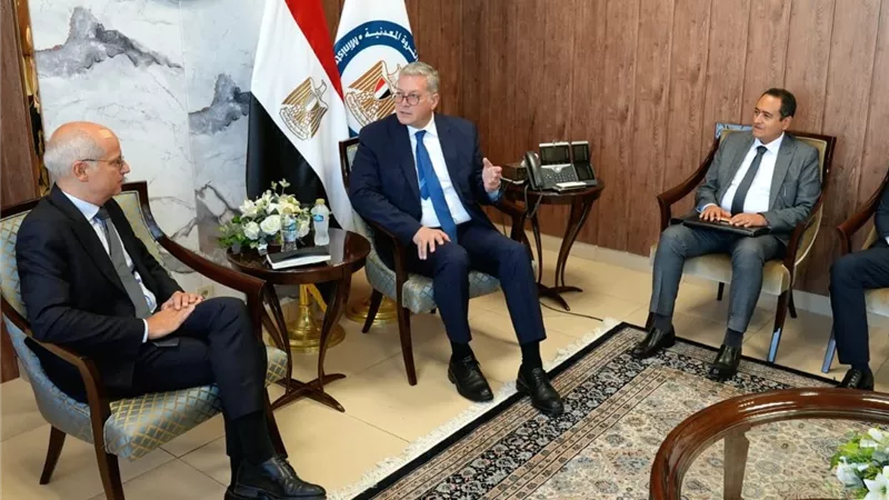 وزير البترول يبحث مع توتال إنرجيز الفرنسية الاستفادة من فرص الاستثمار وتعزيز التعاون في شرق المتوسط 