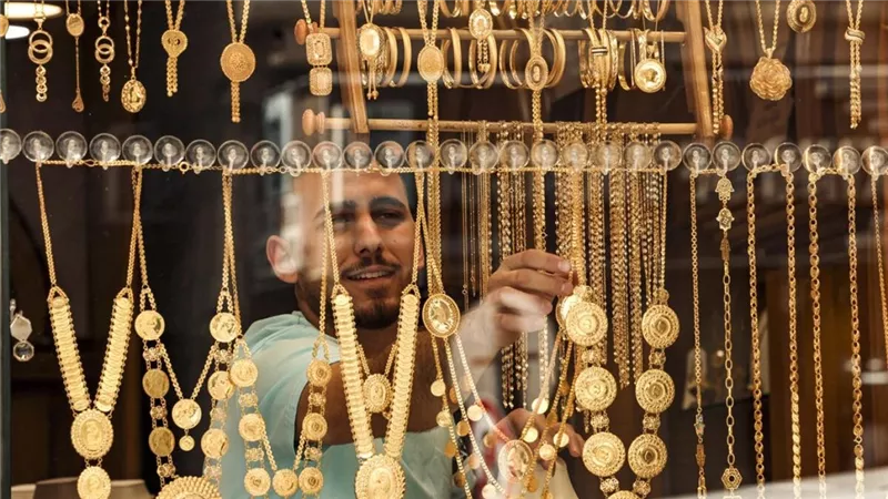 سعر الذهب اليوم الأربعاء 24 سبتمبر 2025.. عيار 24 يسجل 5806 جنيهات