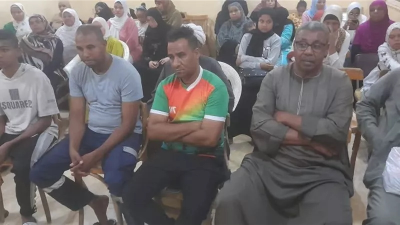 بمشاركة الأهالي.. ندوة عن دور الرقابة الصحية ومنظومة التأمين الصحي الشامل في الأقصر