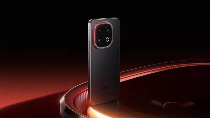 تسريبات تكشف مواصفات وسعر هاتف iQOO 15 الأقوى من vivo لعام 2025