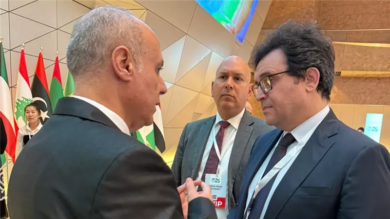 هنو ونظيره الفلسطيني يبحثان دعم الهوية الثقافية الفلسطينية