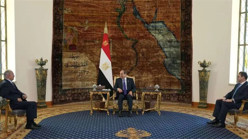 اللواء رضا فرحات يوضح دلالات لقاء الرئيس السيسي وحفتر على مستقبل ليبيا