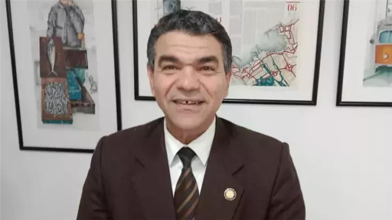 جابر بسيوني: ضرورة حماية الملكية الفكرية البشرية من تأثير الذكاء الاصطناعي