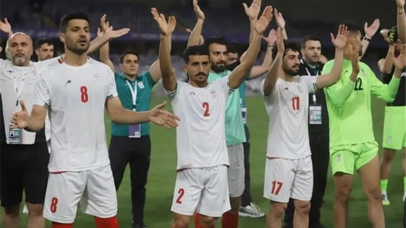 استفزاز للمسلمين.. طهران تنتفض ضد وصف مباراة إيران ومصر بـ«فخر المثليين»