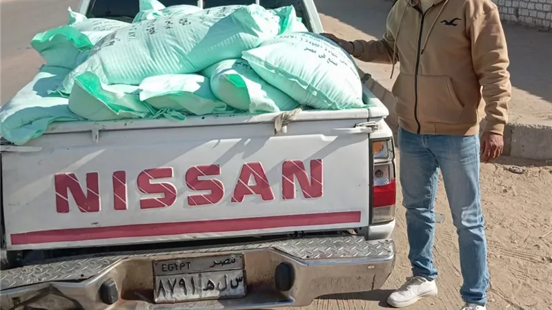 «تموين الإسكندرية» تحبط محاولة تهريب طن دقيق مدعم للسوق السوداء 