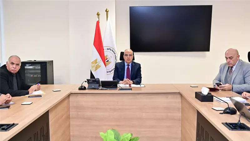 الري: إزالة 334 حالة تعد بمساحة 34 ألف متر مربع على فرع رشيد في 3 محافظات