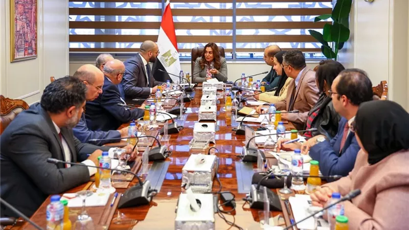 منال عوض: تعميم منظومة الدفع الإلكتروني على خدمات وزارة البيئة