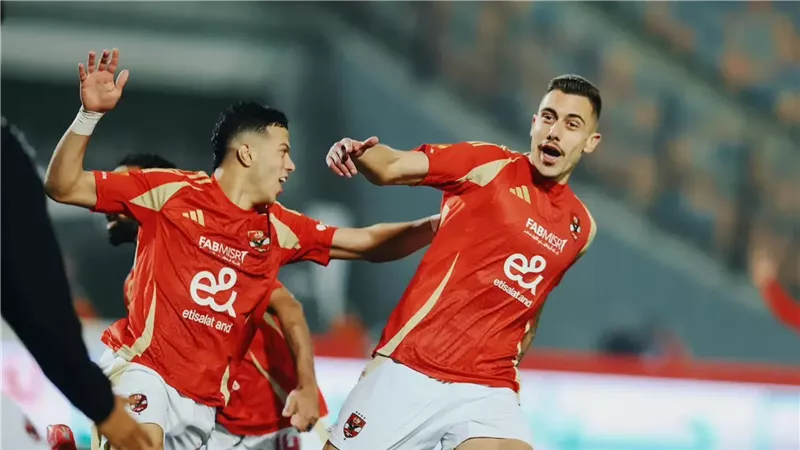 بأقل من 300 ألف دولار.. عروض من سلوفينيا وروسيا لرحيل مهاجم الأهلي