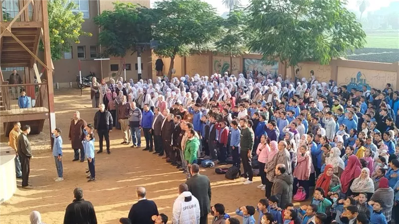 مدير «تعليم الشرقية» يصدر توجيهات مهمة للموجهين خلال تفقده عددا من المدارس