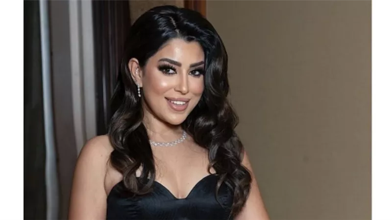 رسائل مشفرة.. آيتن عامر تثير الجدل من جديد باقتباس حاد من أحمد زكي