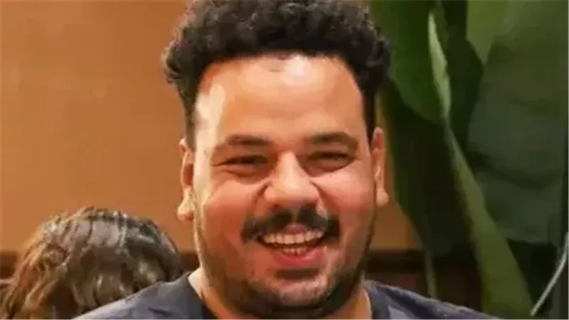 «يا أفعى يا كبير».. تعليق مصطفى غريب على صورته مع أمير كرارة