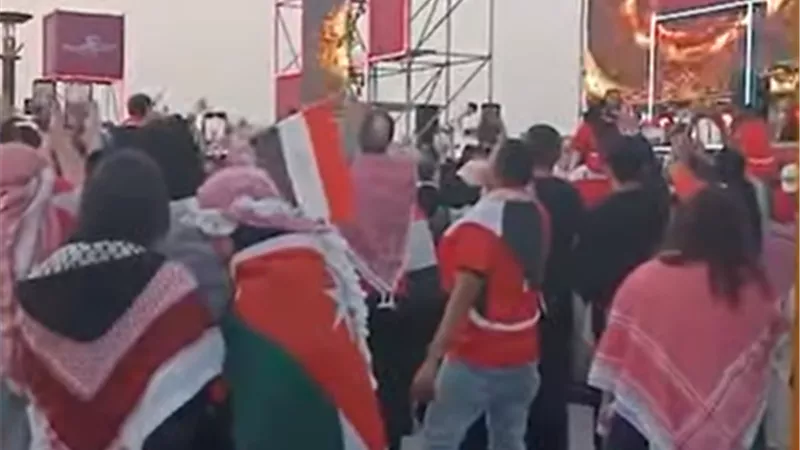 ماذا فعل حمادة هلال قبل مباراة مصر والأردن بكأس العرب؟|فيديو