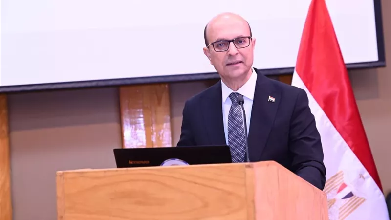 رئيس جامعة اسيوط ..ندعم  مسار النزاهة ومكافحة الفساد  بين منتسبي الجامعة