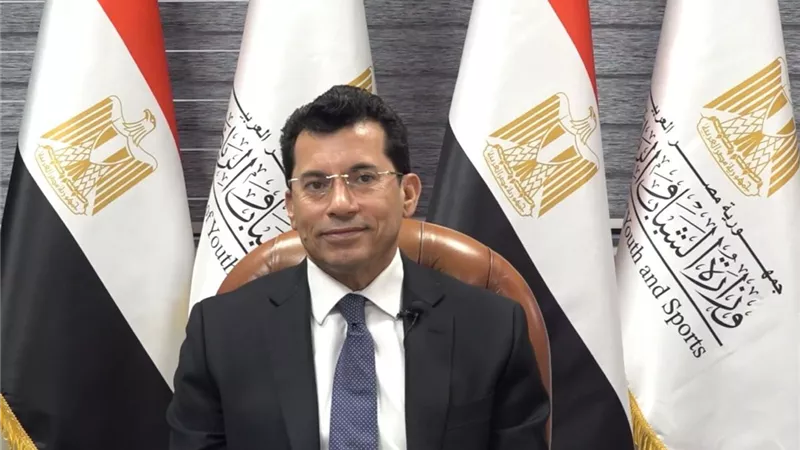 رئيس جامعة دمنهور يهنئ وزير الشباب برئاسة لجنة الحكومية باليونسكو